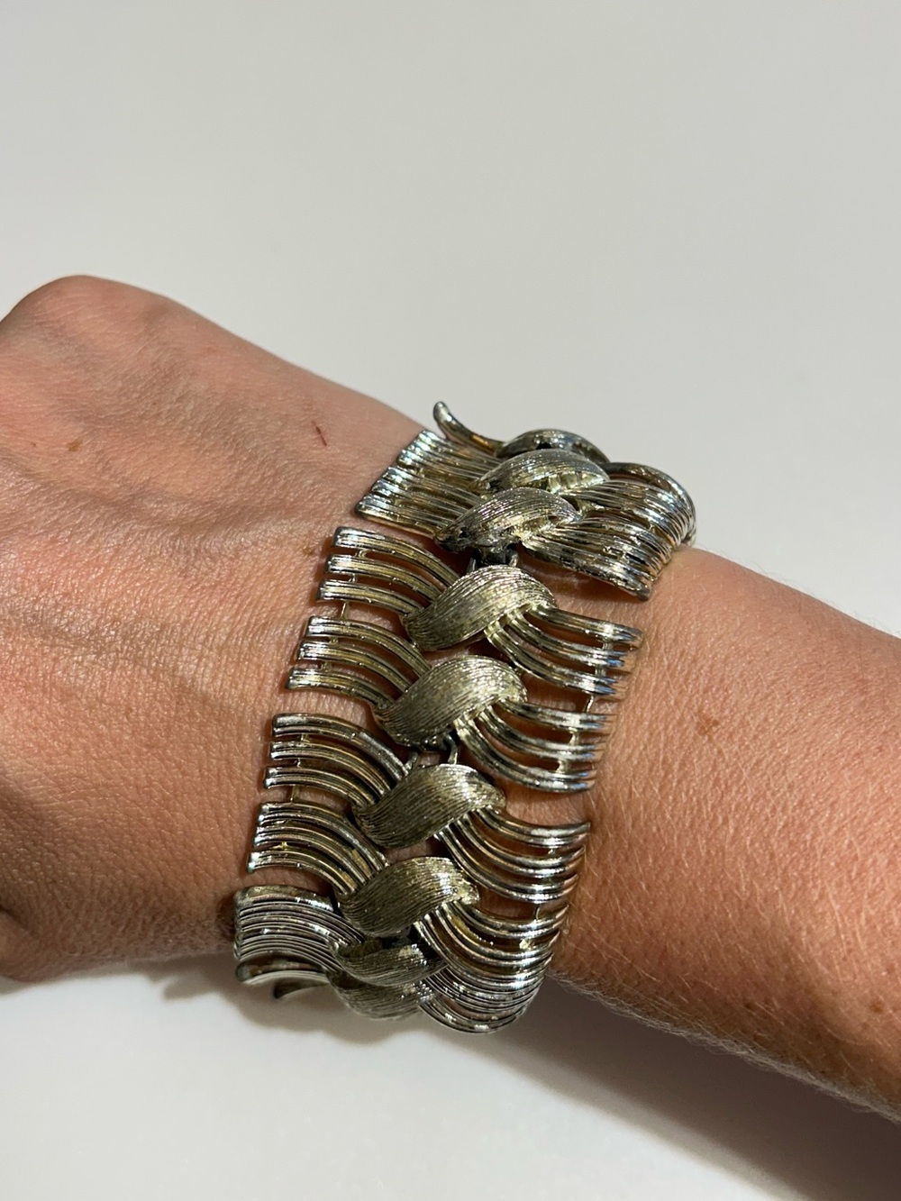 Vintage Lisner Link Bracelet